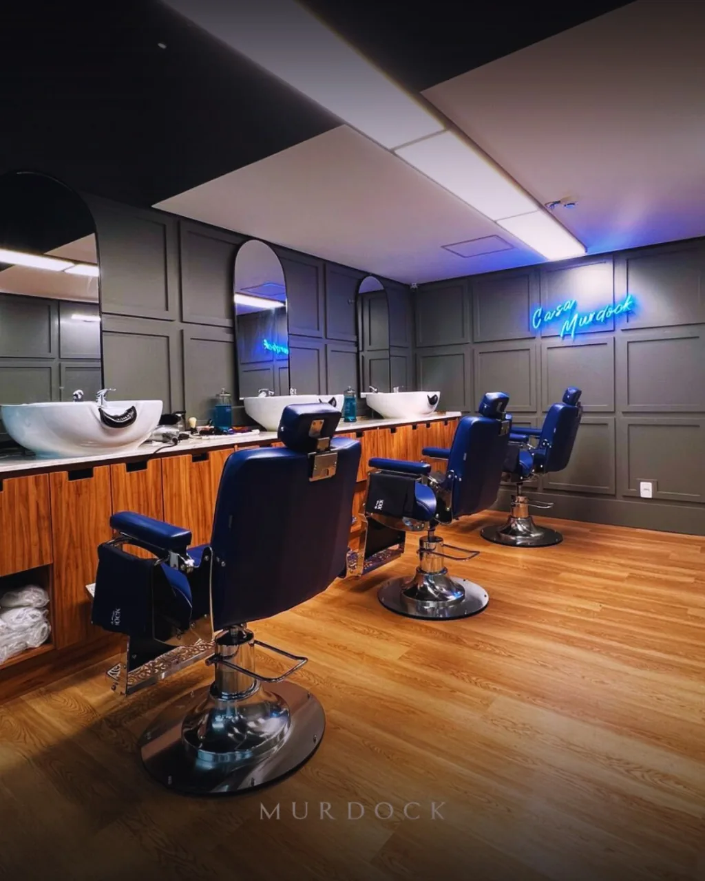 Barbearia, Sala de Charutos, Tabacaria e Loja Virtual